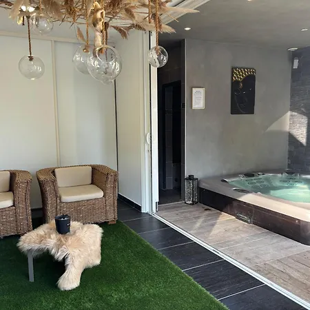 Maison De Avec Piscine Et Privatif Pres De Montpellier - L'instant Bien Etre 3*